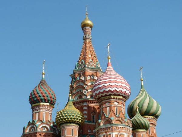 Rusia, somată să nu mai atace bisericile